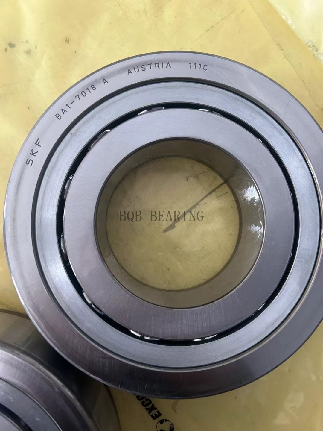 Precision angular contact ball bearings BAQ-7122C BA1-0026 BA1-7018 A